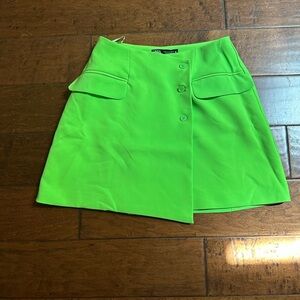 Mini suit skirt from Zara, Size M/US 6